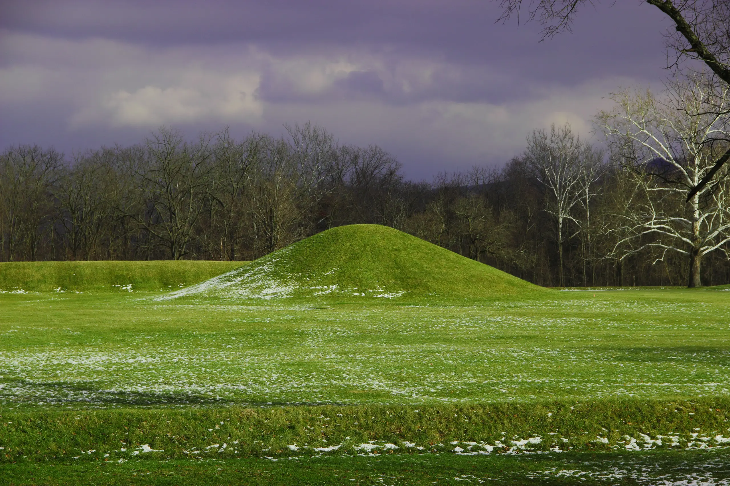 Mound City Central Mound